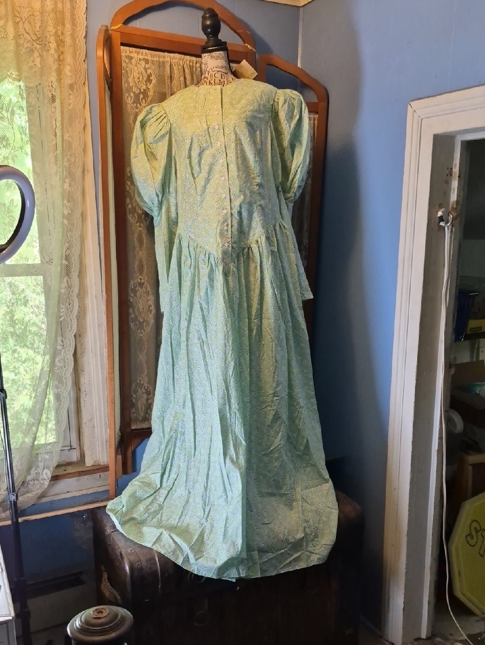 Recollections Light Green Floral Maxi Dress with Puff Sleeves XL